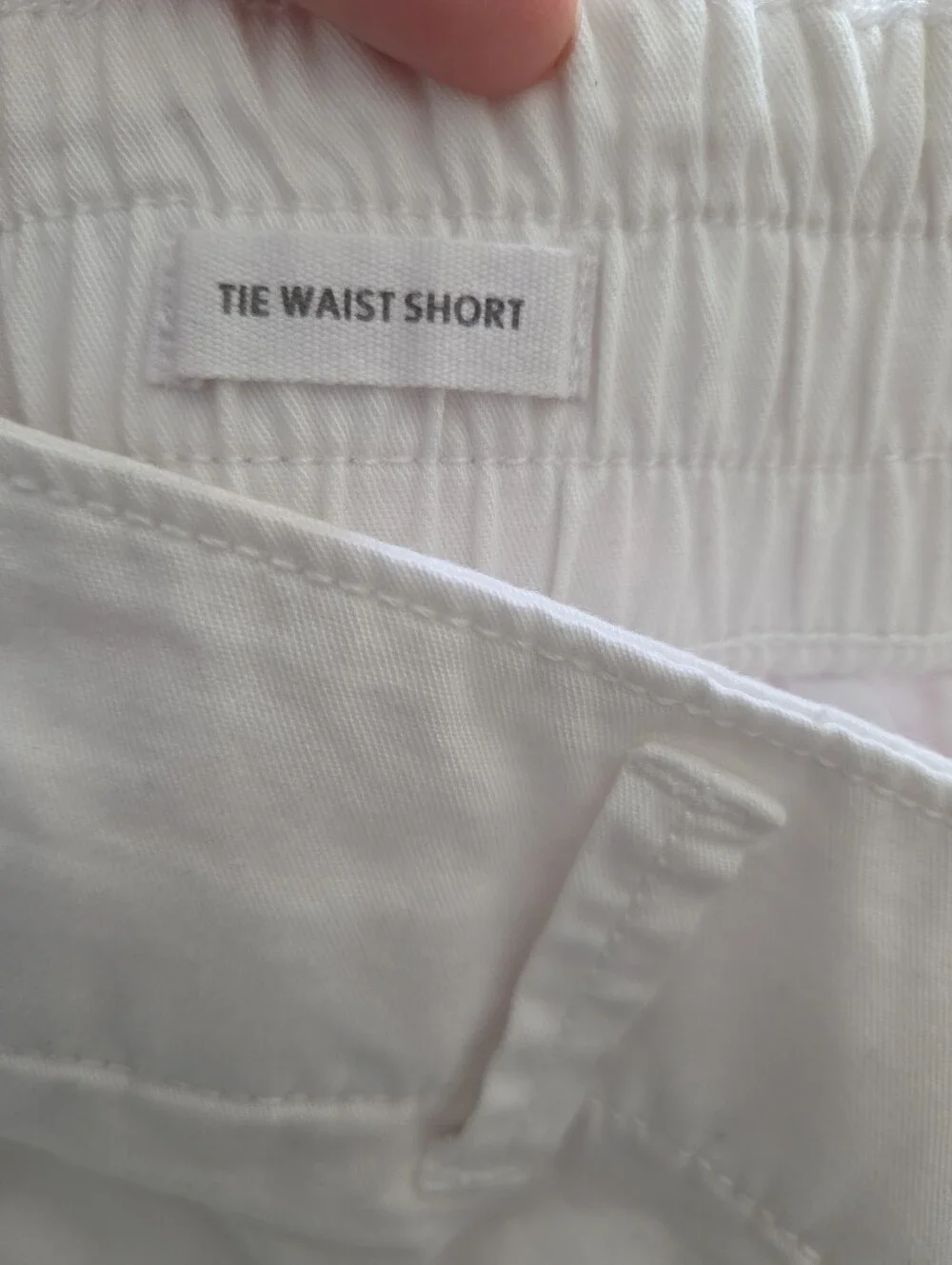 Women's Loft Outlet White Shorts Sz 6